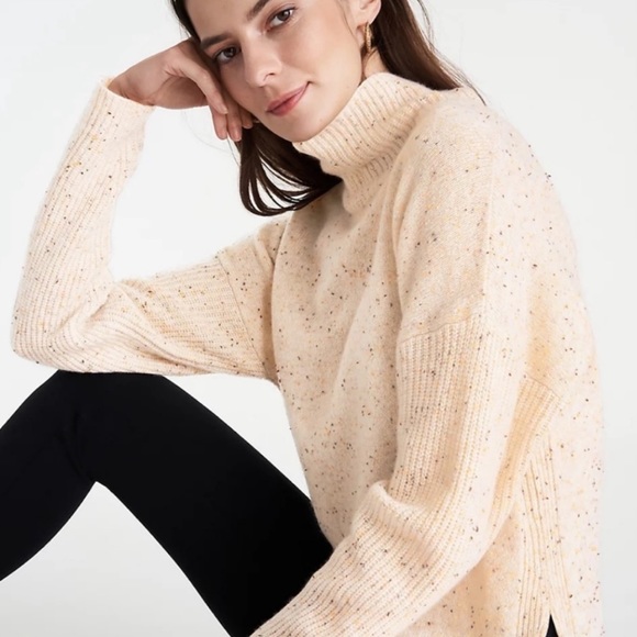 Ann Taylor Sweaters - Ann Taylor Luxury 100% Cashmere Tunic Style Cream Speckled Sweater XL